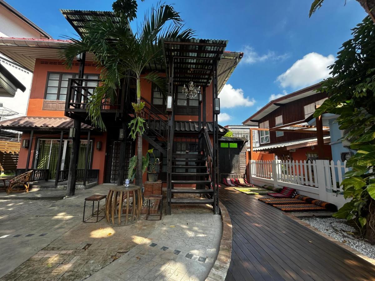Villa'S Homestay Chiang Mai Eksteriør bilde